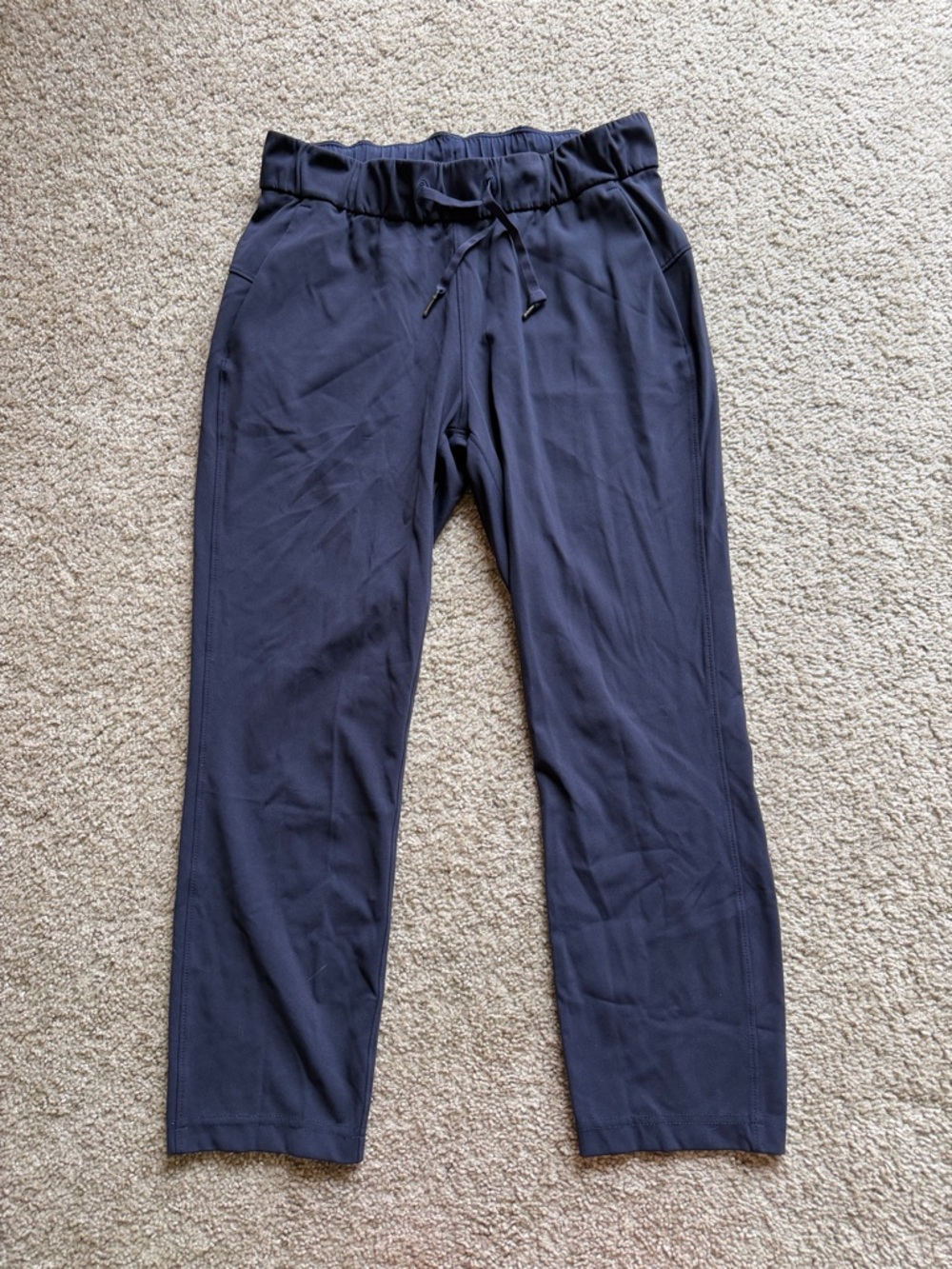 Lululemon On the Fly pants Navy Blue Size 4